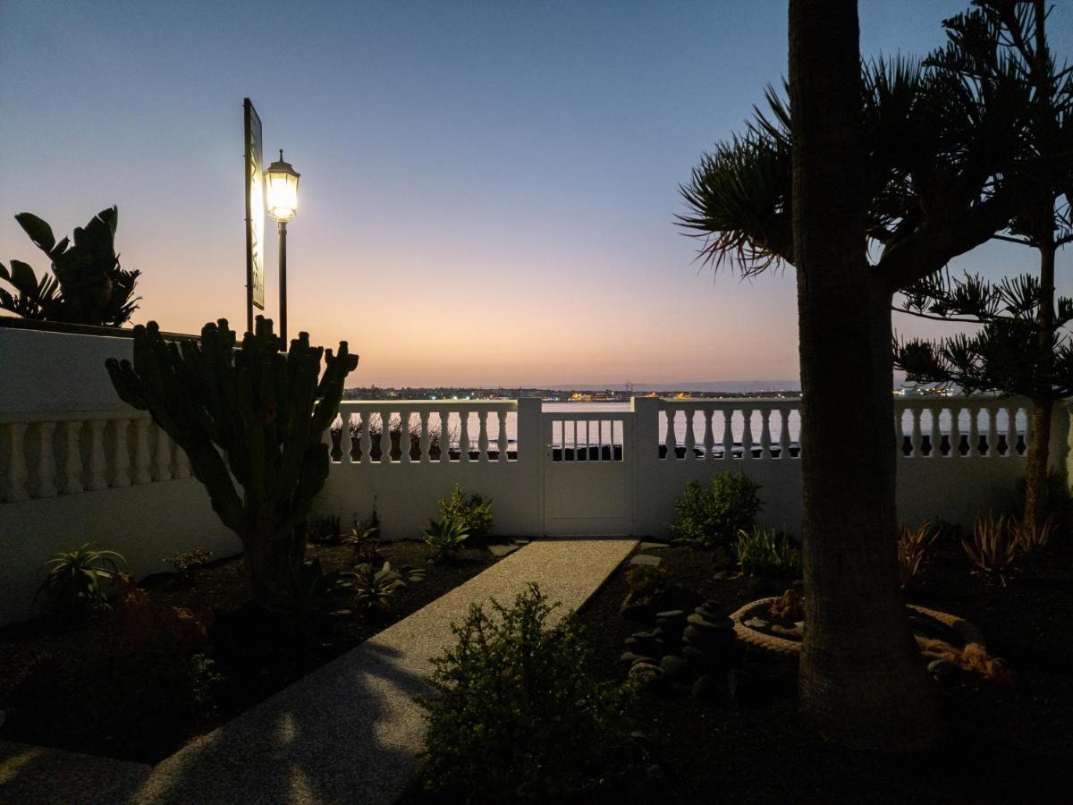 Villa La Maja Beachfront Corralejo Luaran gambar